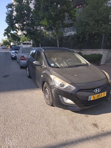 יונדאי i30