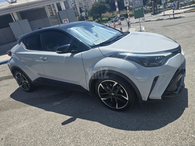 טויוטה C-HR