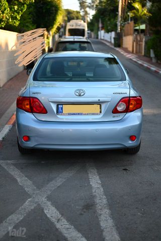 טויוטה קורולה
