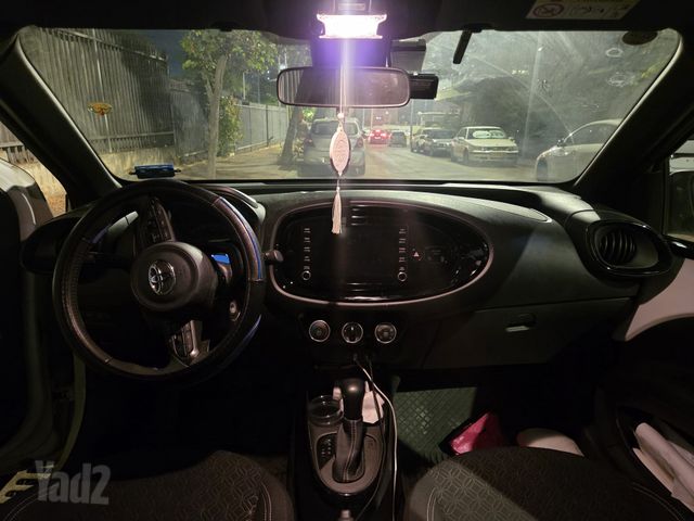 טויוטה אייגו X