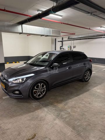 יונדאי i20