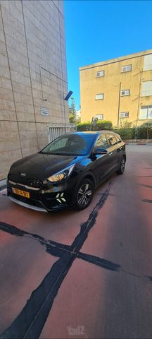 קיה נירו