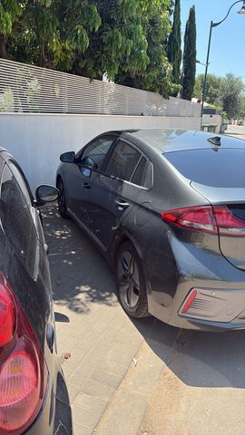 יונדאי איוניק