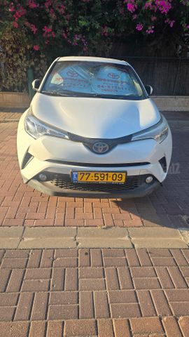 טויוטה C-HR
