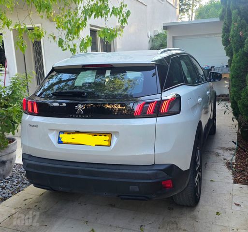 פיג'ו 3008