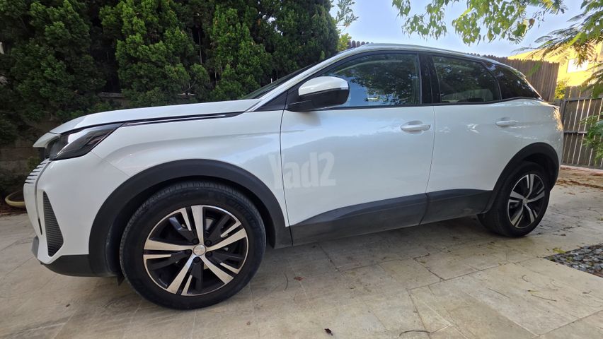 פיג'ו 3008