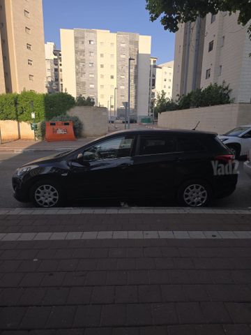 יונדאי i30