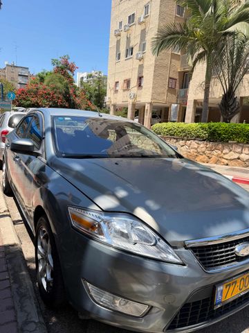 פורד מונדאו