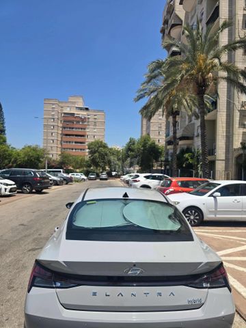 יונדאי אלנטרה