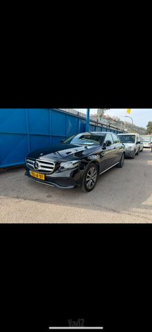 מודעת רכב מרצדס-בנץ E-class