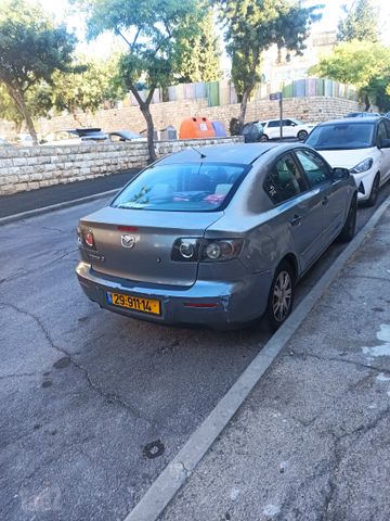 מאזדה 3