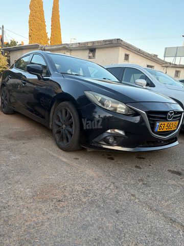 מודעת רכב מאזדה 3