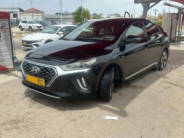 יונדאי איוניק