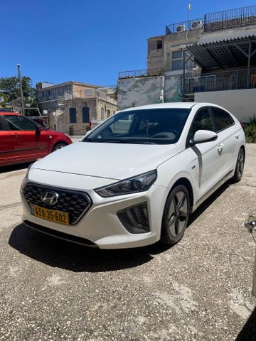 יונדאי איוניק