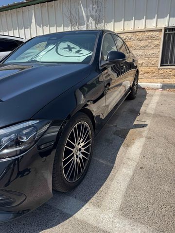 מרצדס-בנץ C-class