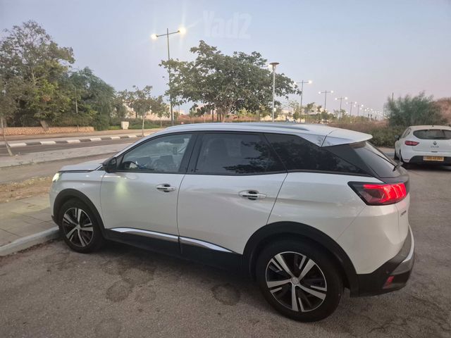 מודעת רכב פיג'ו 3008