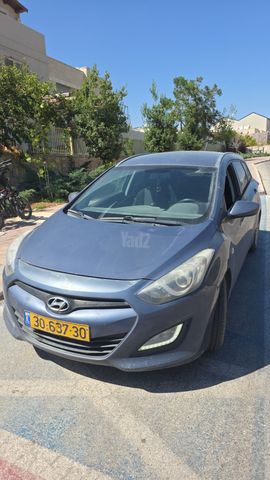 יונדאי i30