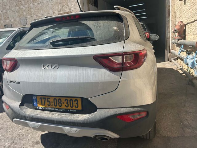 מודעת רכב קיה סטוניק