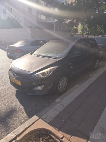 יונדאי i30