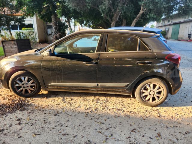 יונדאי i20