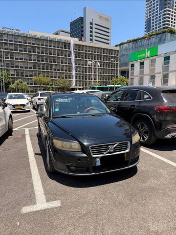 וולוו C30