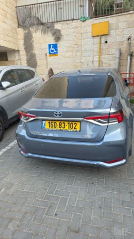 מודעת רכב טויוטה קורולה
