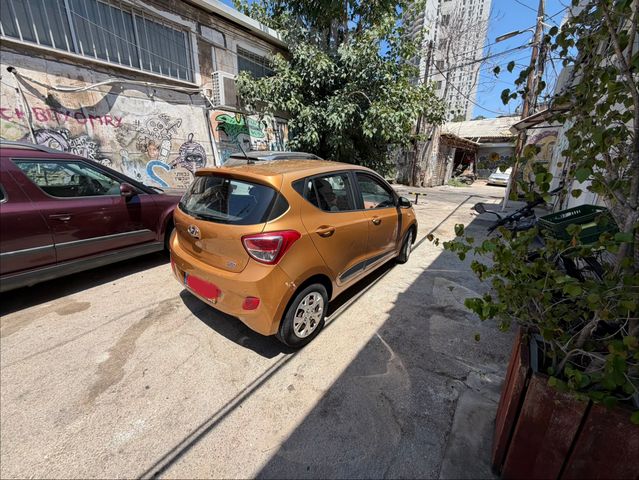 יונדאי i10