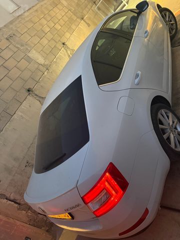 סקודה אוקטביה