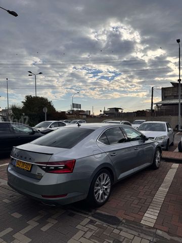 מודעת רכב סקודה סופרב