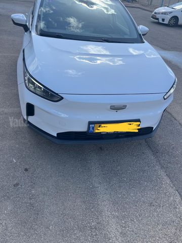 ג׳ילי Geometry C