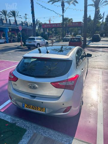יונדאי i30