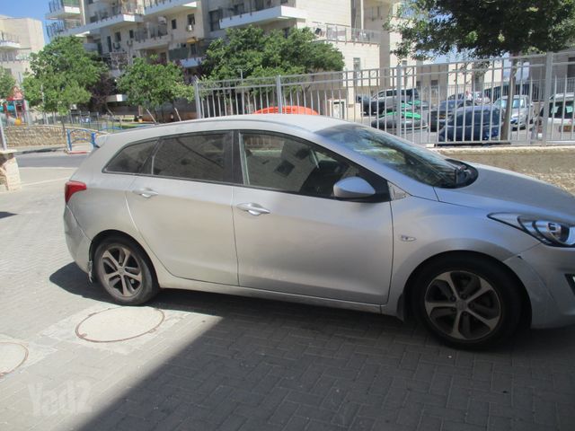 יונדאי i30