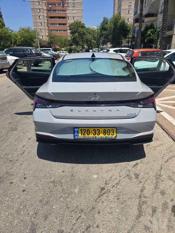 יונדאי אלנטרה