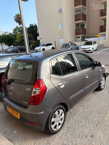 יונדאי i10