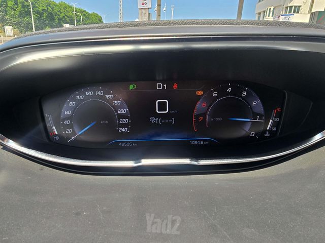 פיג'ו 3008