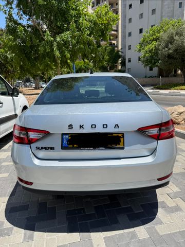 מודעת רכב סקודה סופרב