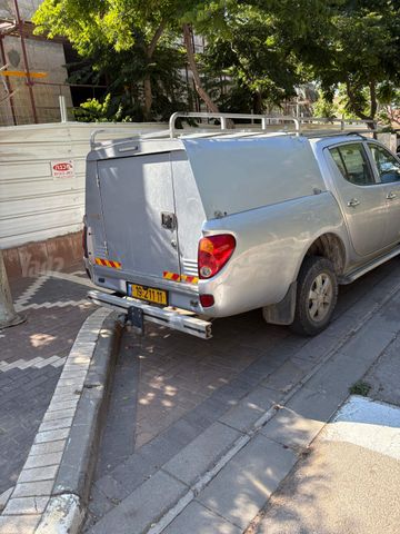 מיצובישי טרייטון / L200