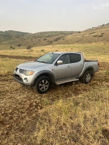 מודעת רכב מיצובישי טרייטון / L200