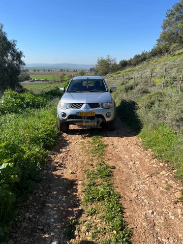 מיצובישי טרייטון / L200