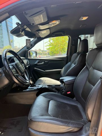 איסוזו די-מקס