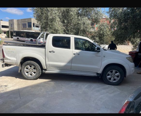 מודעת רכב טויוטה היילקס