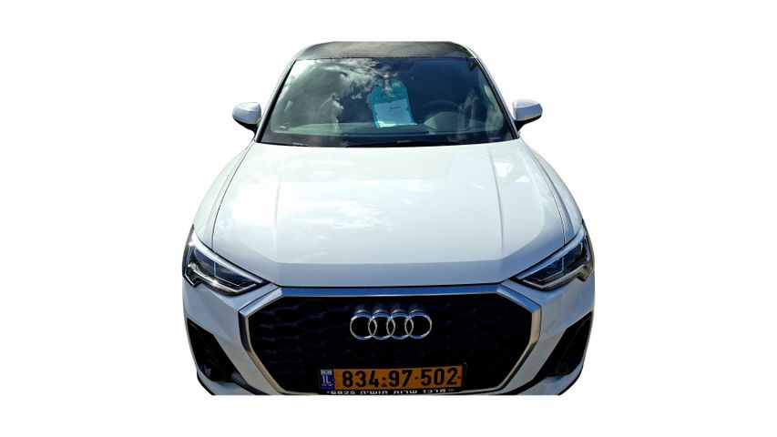אאודי Q3