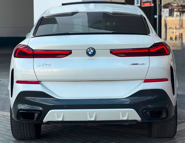 ב מ וו X6