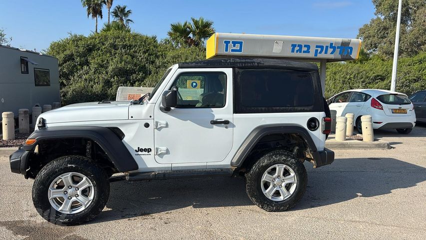 ג'יפ רנגלר