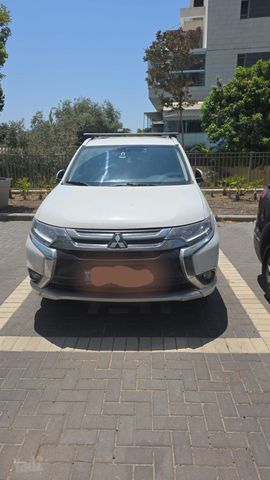 מיצובישי אאוטלנדר