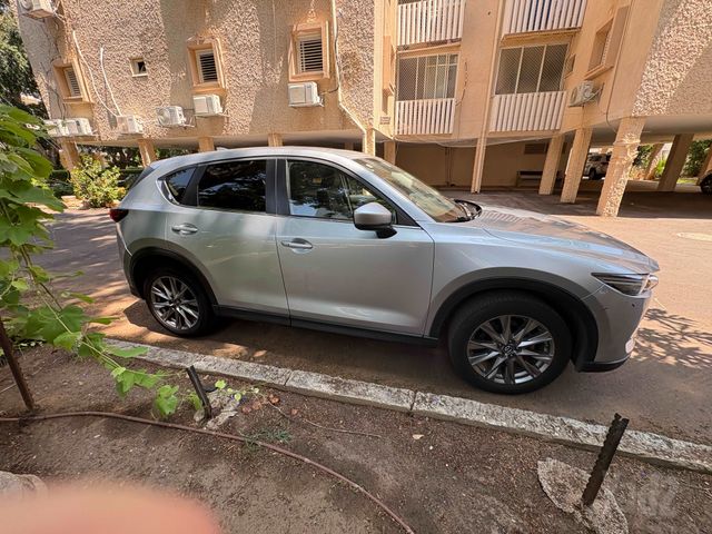 מודעת רכב מאזדה CX-5