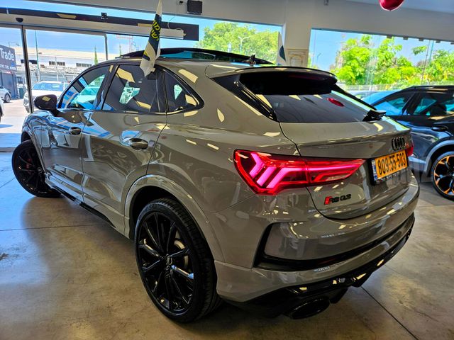 אאודי RS Q3