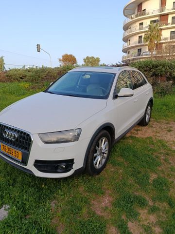 אאודי Q3