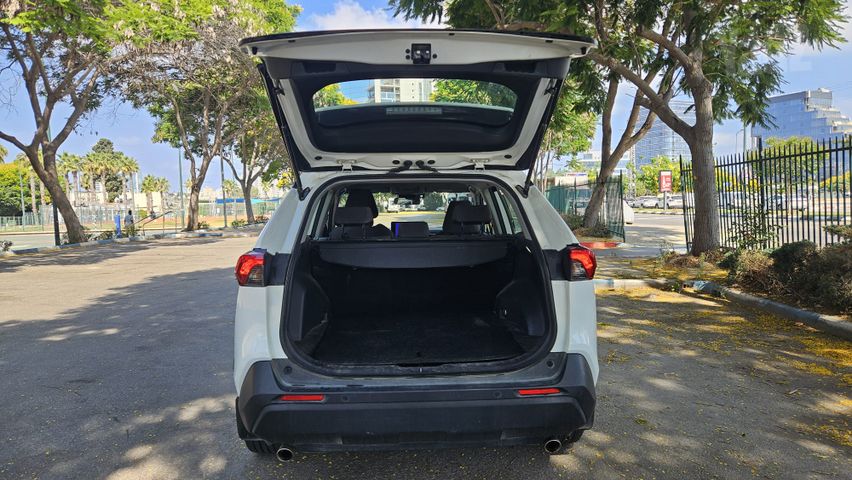 טויוטה RAV4