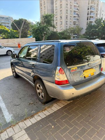 סובארו פורסטר